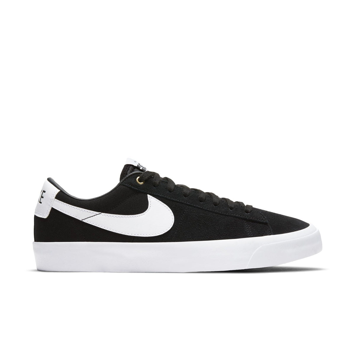 Nike SB Zoom Blazer Low Pro GT – Black/White-Black-Gum Light Brown