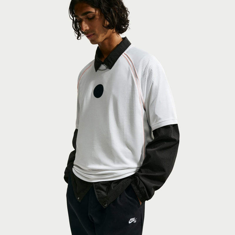 Nike SB Yuto Short-Sleeve Skate Jersey
