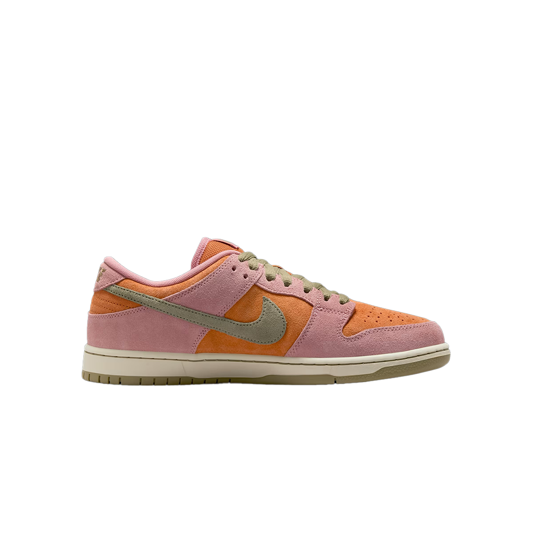 Nike SB Dunk Low - Red Stardust/Monarch