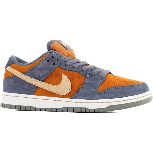 Nike SB Dunk Low Pro – Light Carbon/Sesame/Monarch