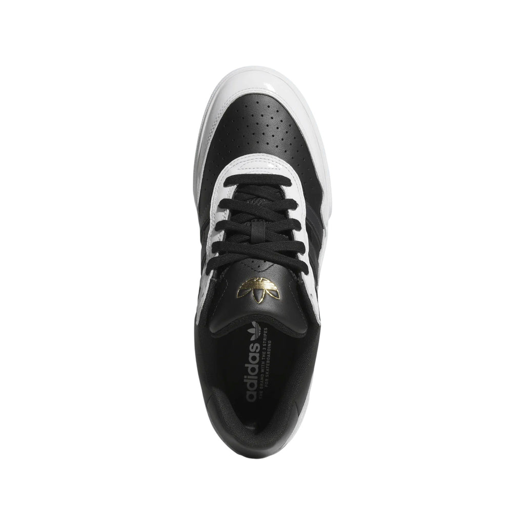 adidas Tyshawn II – CBLACK/CARBON/FTWWHT